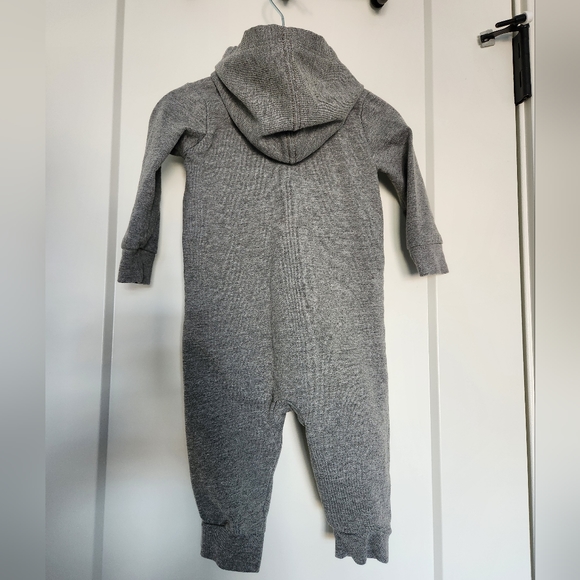 Jordan infant One Piece hooded coverall - Picture 2 of 4